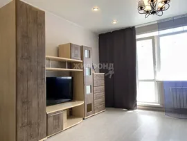 Александра Чистякова, 8 Кировский район, Просторный