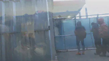 Как БЕЗ БИЛЕТА попасть на электричку. ГЕНИАЛЬНО. Москва. Ярославский вокзал